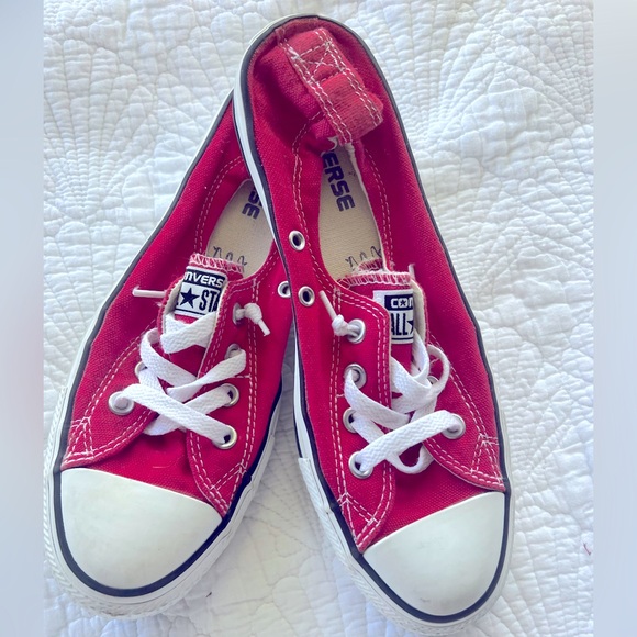 Converse Shoreline Red Sneakers - Picture 1 of 3